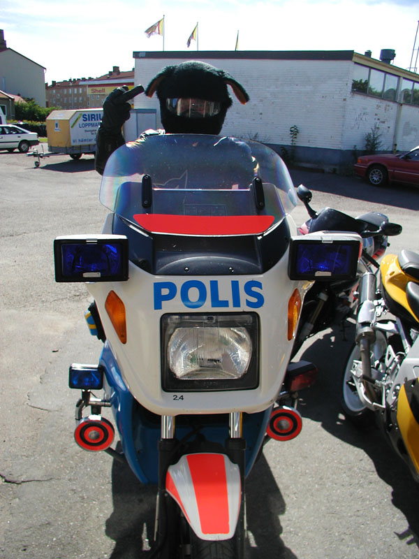 polis.jpg